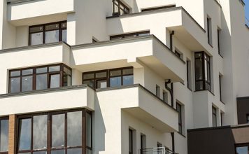 Làm các loại kiếng (kính) ở Houston: cửa kiếng cho cơ sở thương mại và tư gia