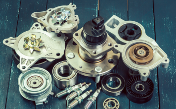 Cửa hàng chuyên kinh doanh các loại phụ tùng xe ở thành phố Houston TX 77477